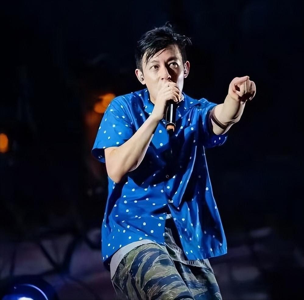 陈冠希违约案细节_陈冠希耐克起诉事件_陈冠希退出娱乐圈原文